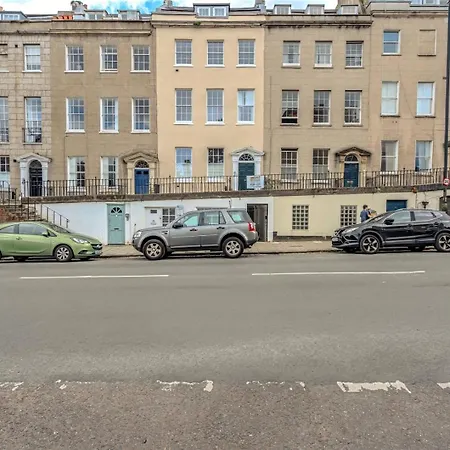 Elegant Clifton Village Apartment Bristol