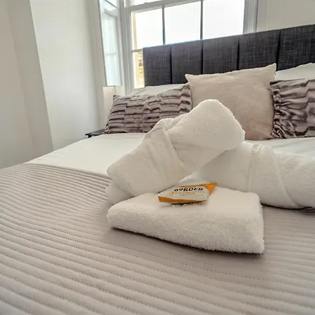 Apartment Elegant Clifton Village Bristol